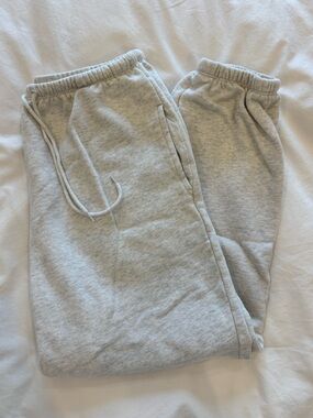 Brandy Melville Grey Sweatpants